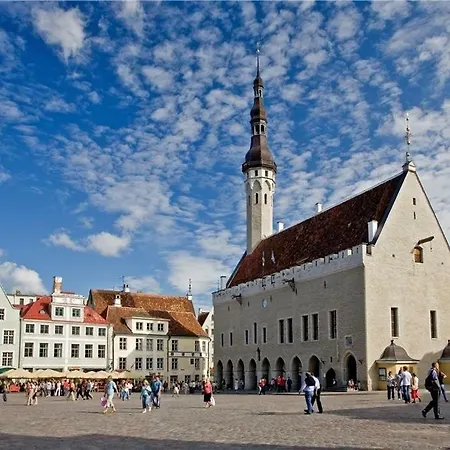 Lejlighed Modern Old Town With Sunny Balcony *